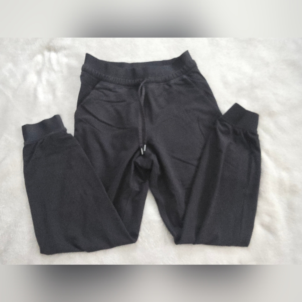 Lululemon Refreshed Routine jogger - Picture 5 of 12